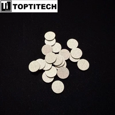 Titánszálas papír φ10*1mm magas hőmérsékletnek ellenálló szubsztrátum